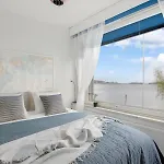 Meets Sea - Waterfront Center Huoneisto *