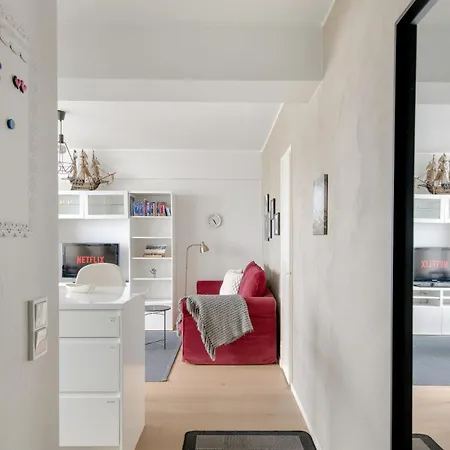 Meets Sea - Waterfront Center *