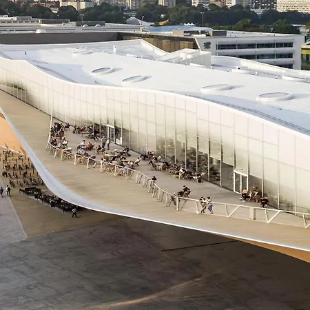 Апартаменты Meets Sea - Waterfront Center