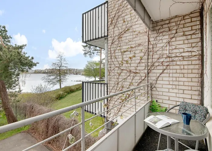 Meets Sea - Waterfront Center Ελσίνκι