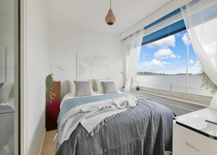 Meets Sea - Waterfront Center Helsinky