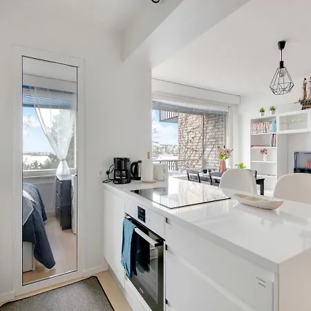 Meets Sea - Waterfront Center * Helsinki